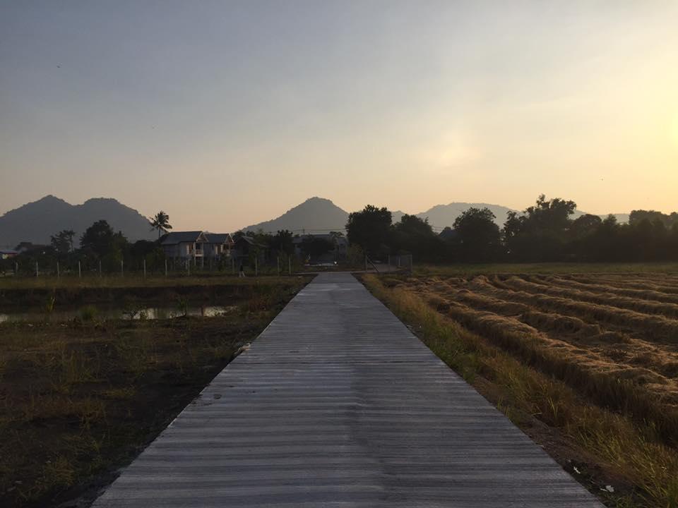 Отель Baan Suan Geb Tawan Лопбури Экстерьер фото